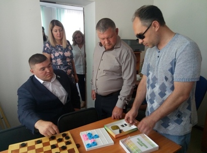 Центр «Современник» посетила инспекция по доступной среде